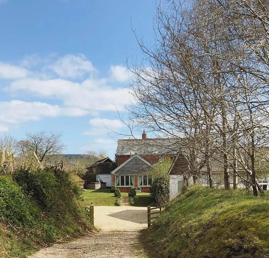 Elliotts Barns - With Hot Tubs, Close To Coast Venn Ottery